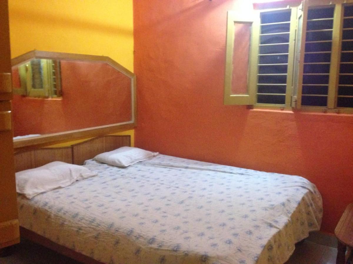 Archana Guest House River View Hampi Exterior foto