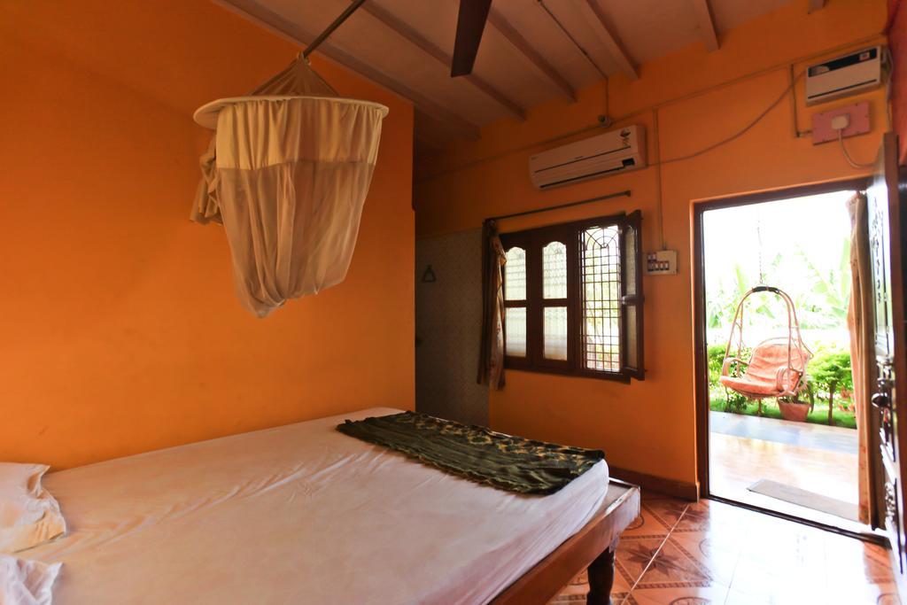 Archana Guest House River View Hampi Exterior foto